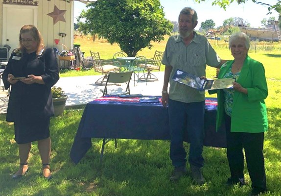 Ceremony for CA VVA Chapter 582 Vietnam veterans by members of the CA Chico Chapter NSDAR.